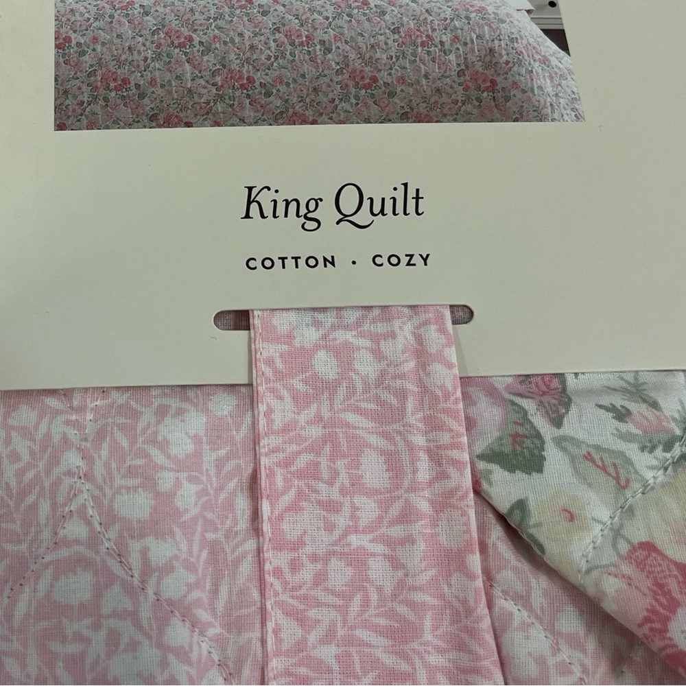 Gorgeous Summer Pink Floral King Quilt